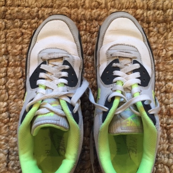 Rare Nike Air Max 90 - Lime Green/ Black/ White - Picture 2 of 3
